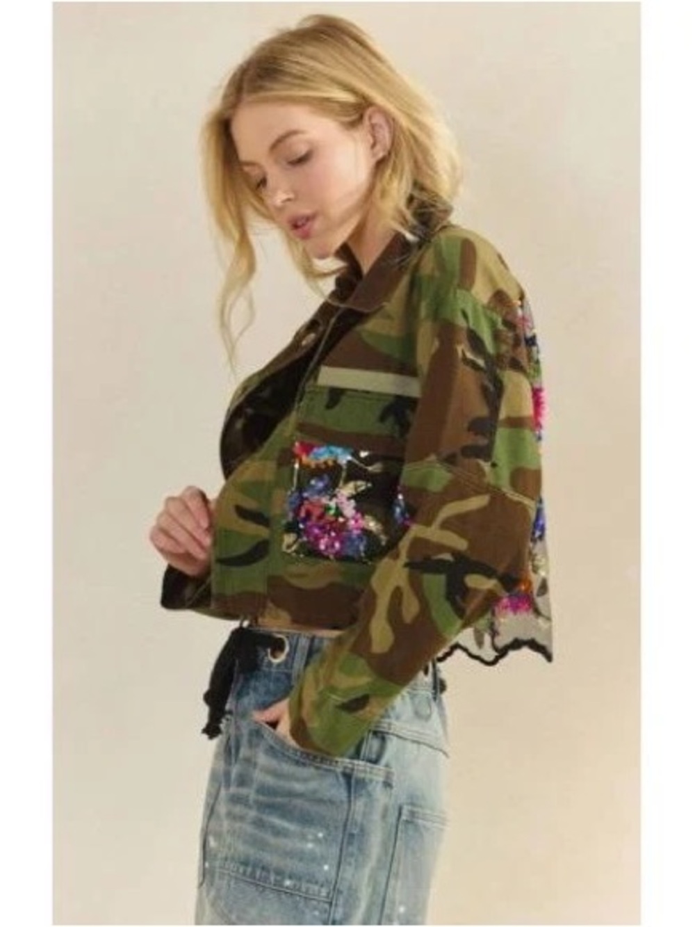 BRAND NEW WITH TAGS Camo Sequin Floral Mesh Back Cropped Jacket - Picture 3 of 4